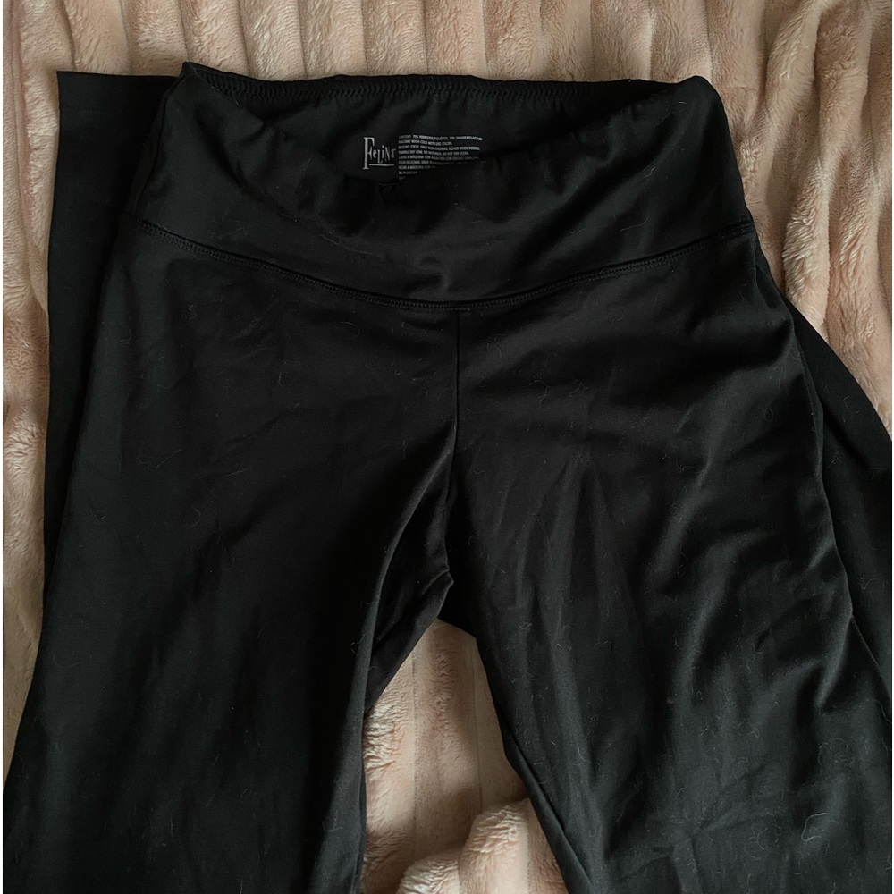 Black leggings